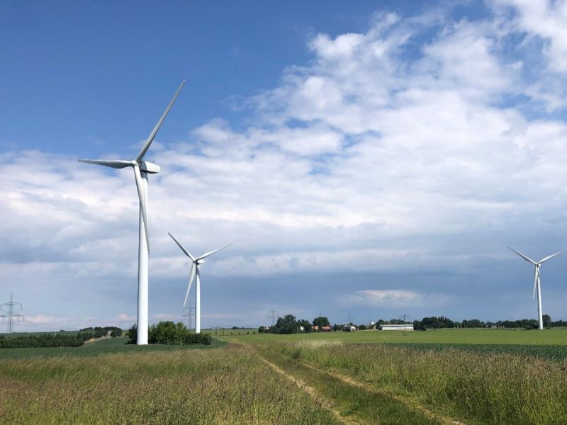 Drei Windkraftanlagen im Windpark Willebadessen